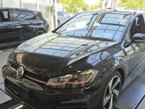 Visuel livraison Volkswagen Golf 7 GTI Performance 245 ch