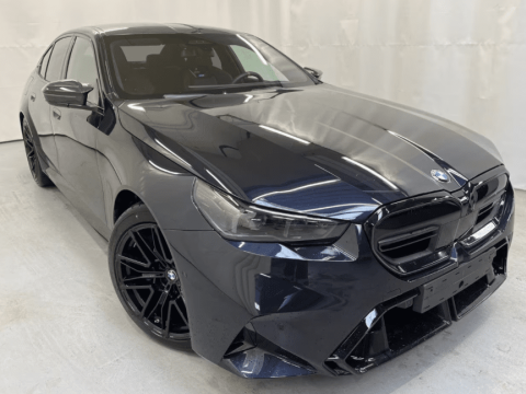 Visuel livraison BMW M5 limousine xDrive 727 ch