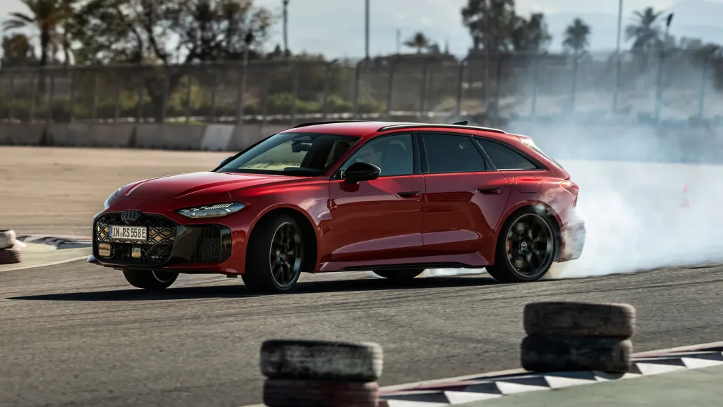 Audi RS5 2026 : 1ère RS hybride : 639ch et 0 à 100 km/h 3,6s